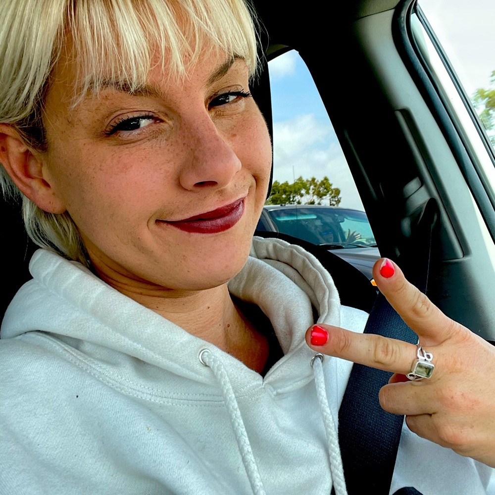 Meet your Posher, Elle